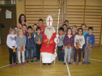 Der Hl. Nikolaus besuchte unsere Schule auch in diesem Jahr wieder